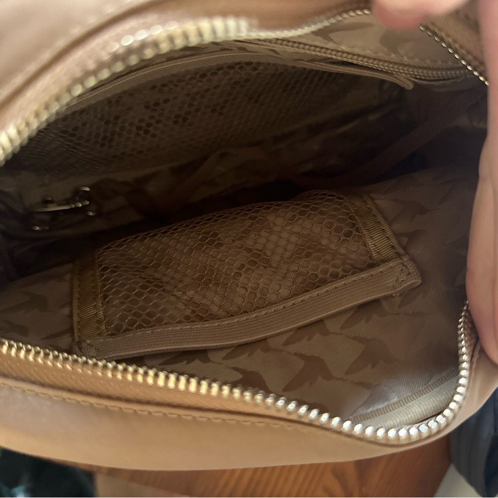 Nouvelle by Lo and Sons NWT - Picture 14 of 14